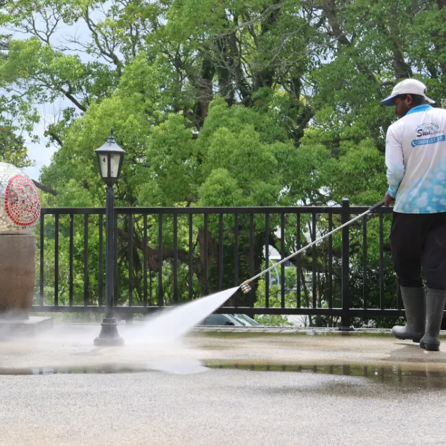 men doing Water-blasting