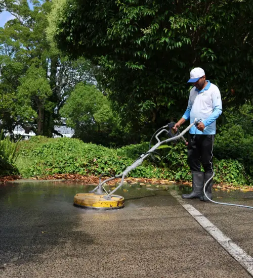 Driveways and Concrete Cleaning service in auckland